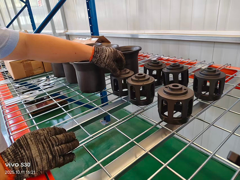 Distributor Assembly / Distributor Wheel Assembly