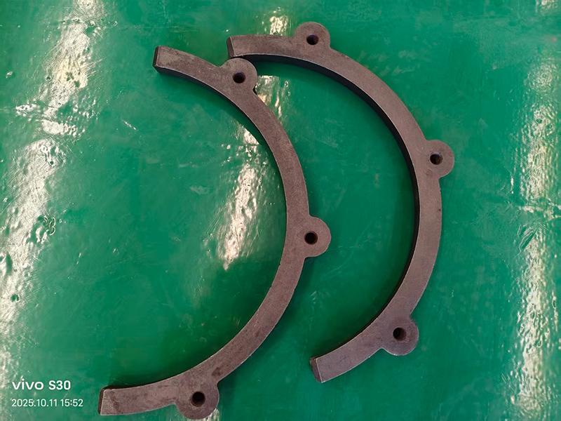 Curved Liner / Curved Wear Liner